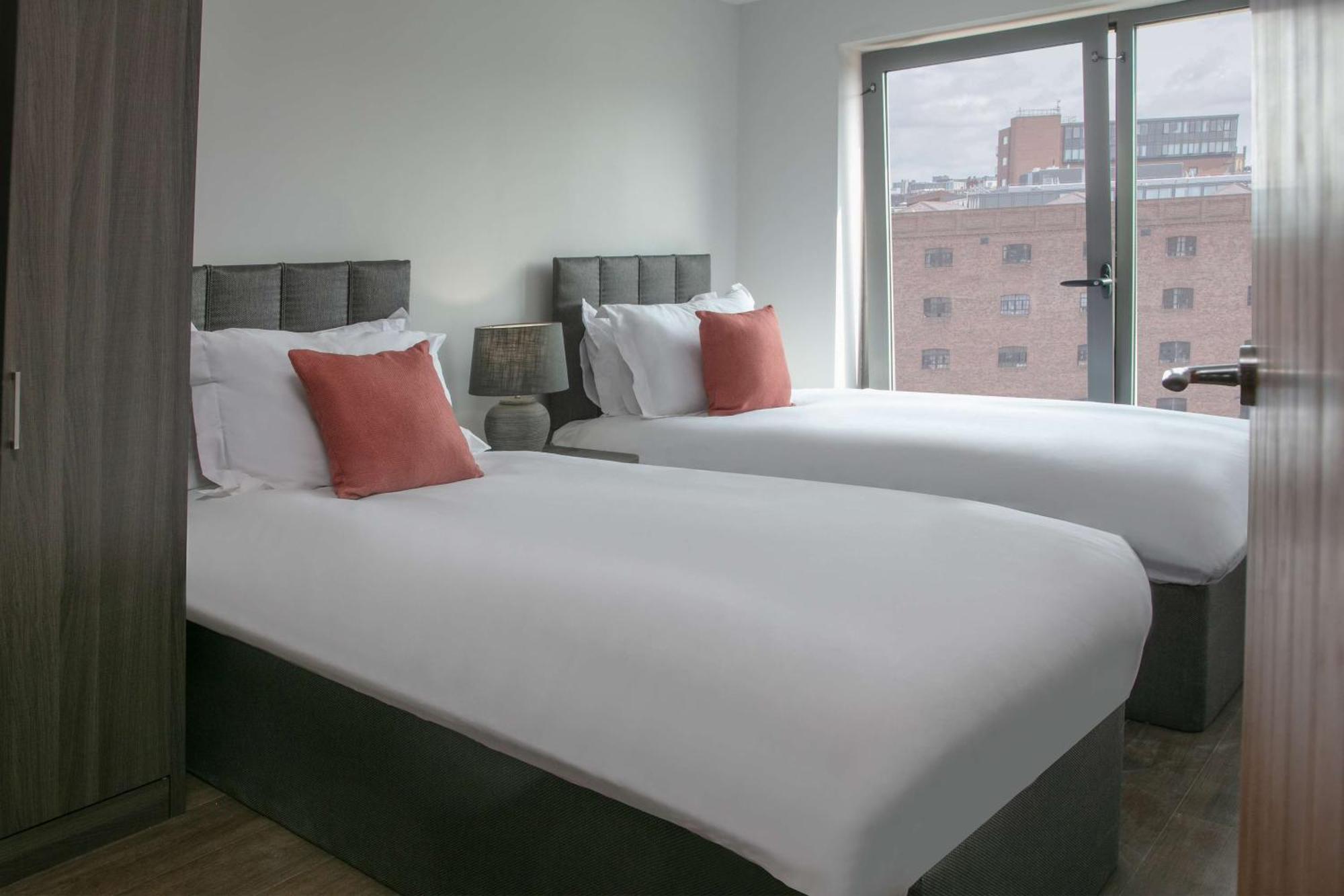 Dockside Aparthotel, Best Western Signature Collection ลิเวอร์พูล ภายนอก รูปภาพ
