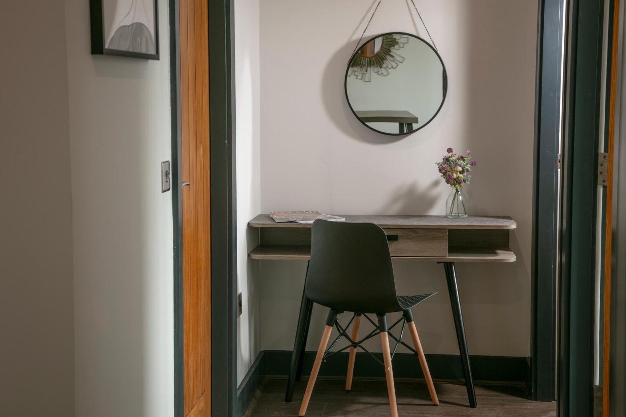 Dockside Aparthotel, Best Western Signature Collection ลิเวอร์พูล ภายนอก รูปภาพ